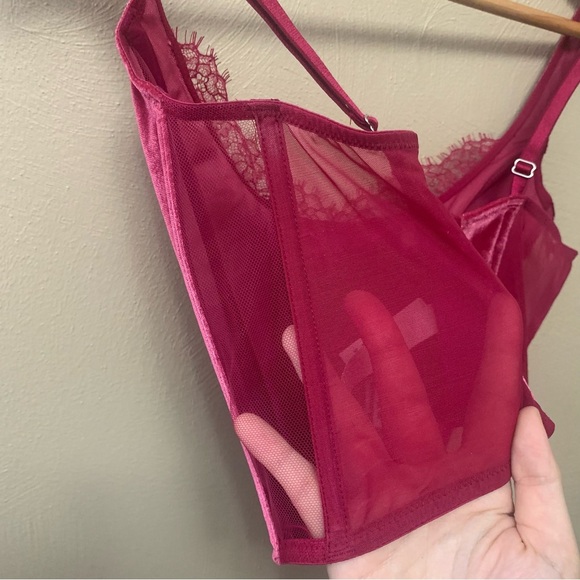 Victoria’s Secret Unlined Lace-Up Velvet Corset Top Size Medium New NWT - Picture 5 of 11